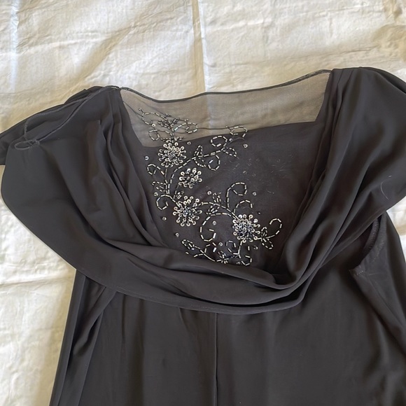 Womens LBD, cap sleeves, mesh detailing front and back, beautiful a-line skirt. - Picture 6 of 8